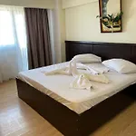 Royal Hotel 3*