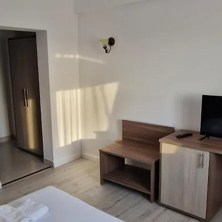 Royal Hotel 3*